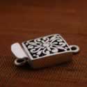 Treasure box clasp opens and closes!